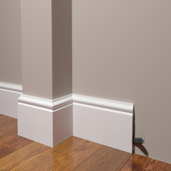 Плинтус напольный Decor Dizayn DD701