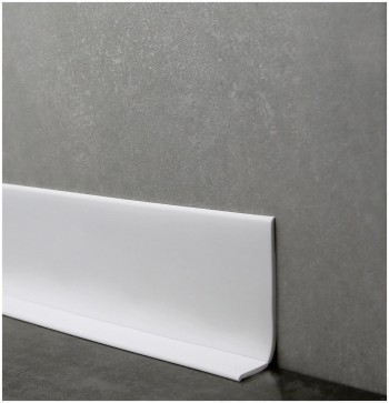 Гибкий самоклеящийся плинтус ПВХ белый